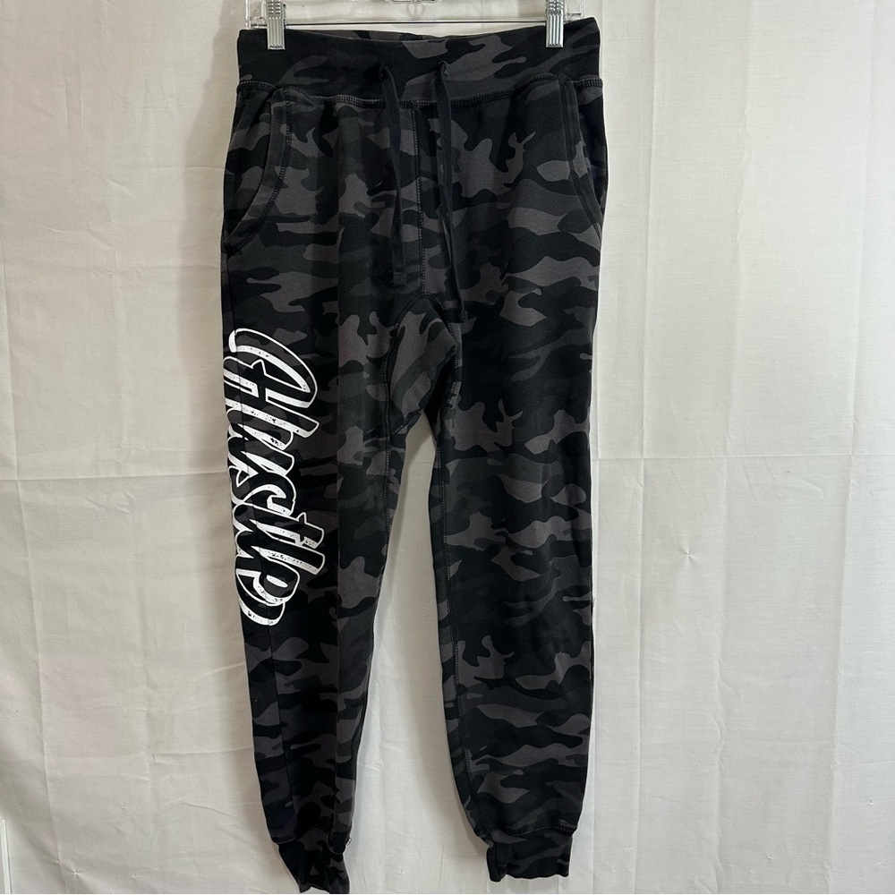 Fashion Nova Women’s Black Gray Camo Hustle Hard Sweatpants Medium
